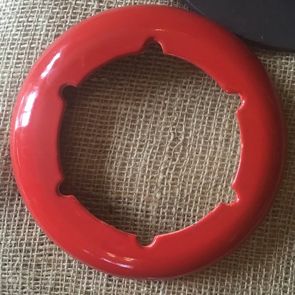 Cast Iron Enamel Fondue Set with Cast Iron Stand - Picture 11 of 12